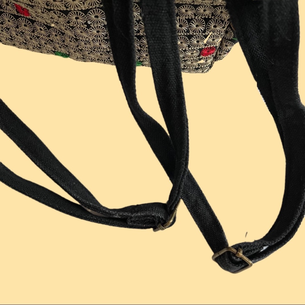 ❌(stolen) Like-new/EUC Boho Embroidered Rose Pattern Travel Small Backpack - Picture 7 of 7